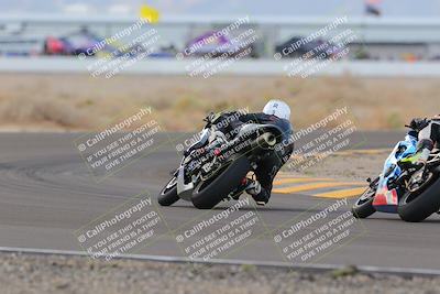 media/Sep-24-2022-CVMA (Sat) [[a45f954247]]/Race 11 Supersport Middleweight/